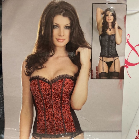 Cindie's Dreamgirl collection Red roses w/lace / Black Reversible Corset size 38 - Picture 8 of 10